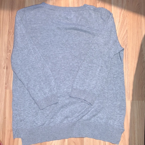 Reitmans | Zebra Crewneck Size Medium - Picture 6 of 6